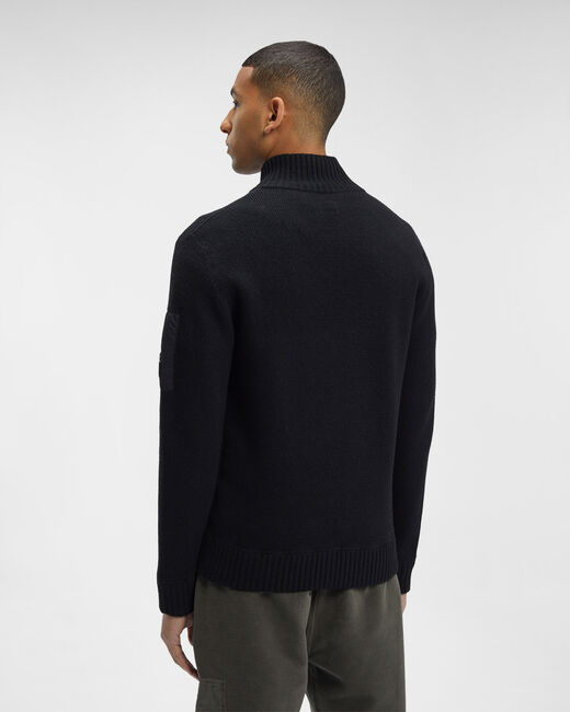BLACK Lambswool Mixed Utility Zipped Knit - detail 2 C.P. Company