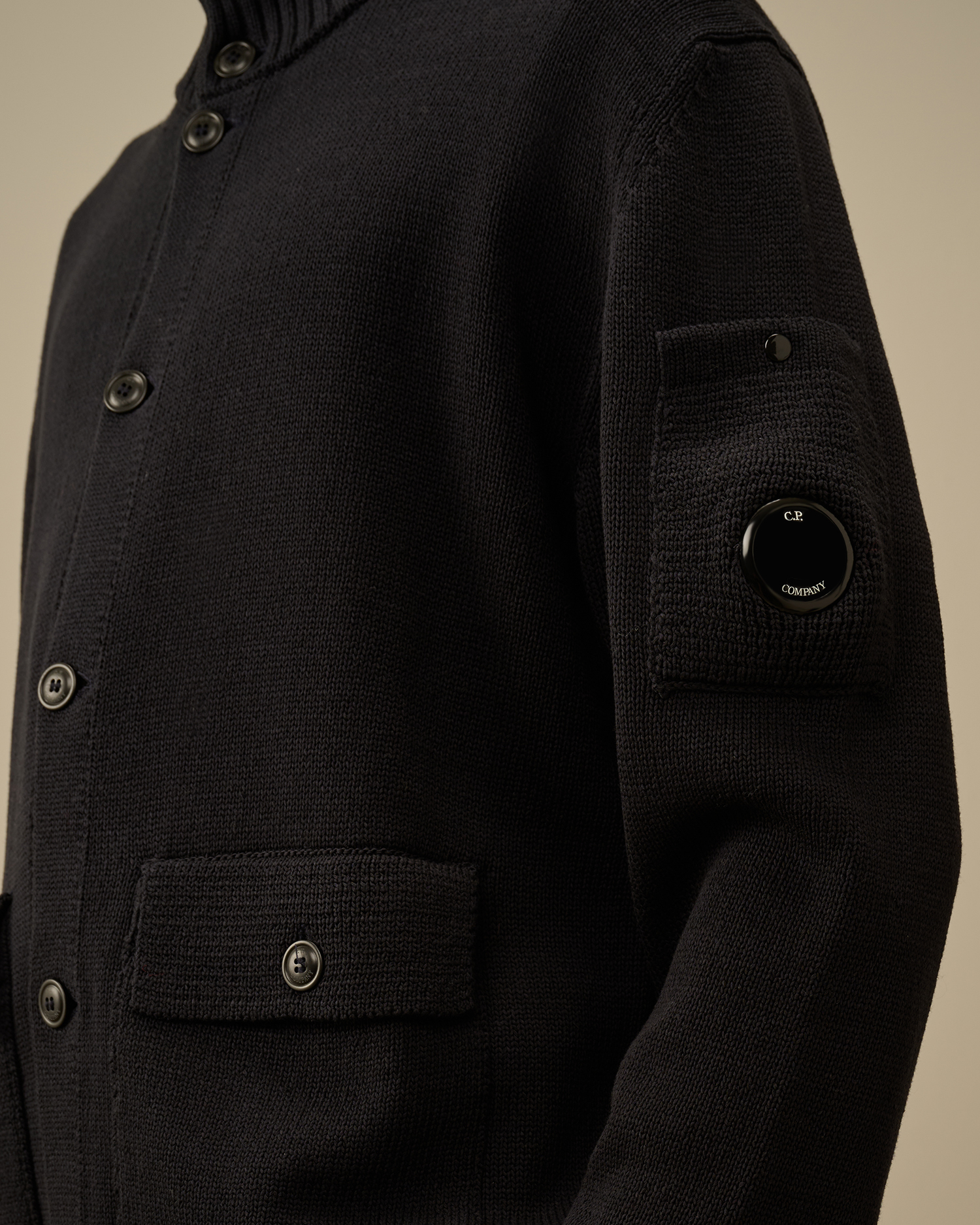 Compact Cotton Full Button Lens Knit | C.P. Company Japan Online Store 