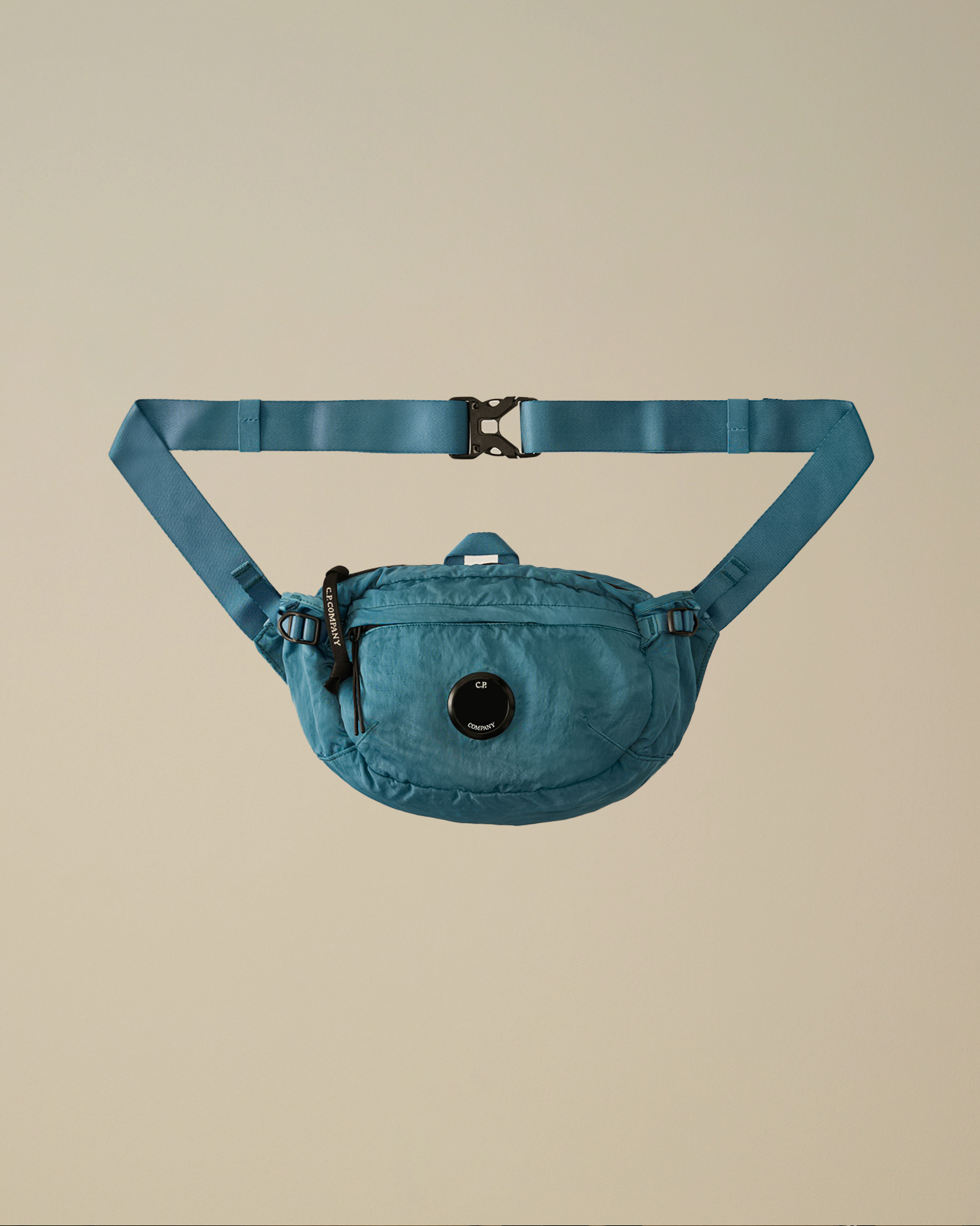 cp company ショルダーバッグ Light-blue Nylon B Lens Crossbody Pack | CPC USCA Online Store