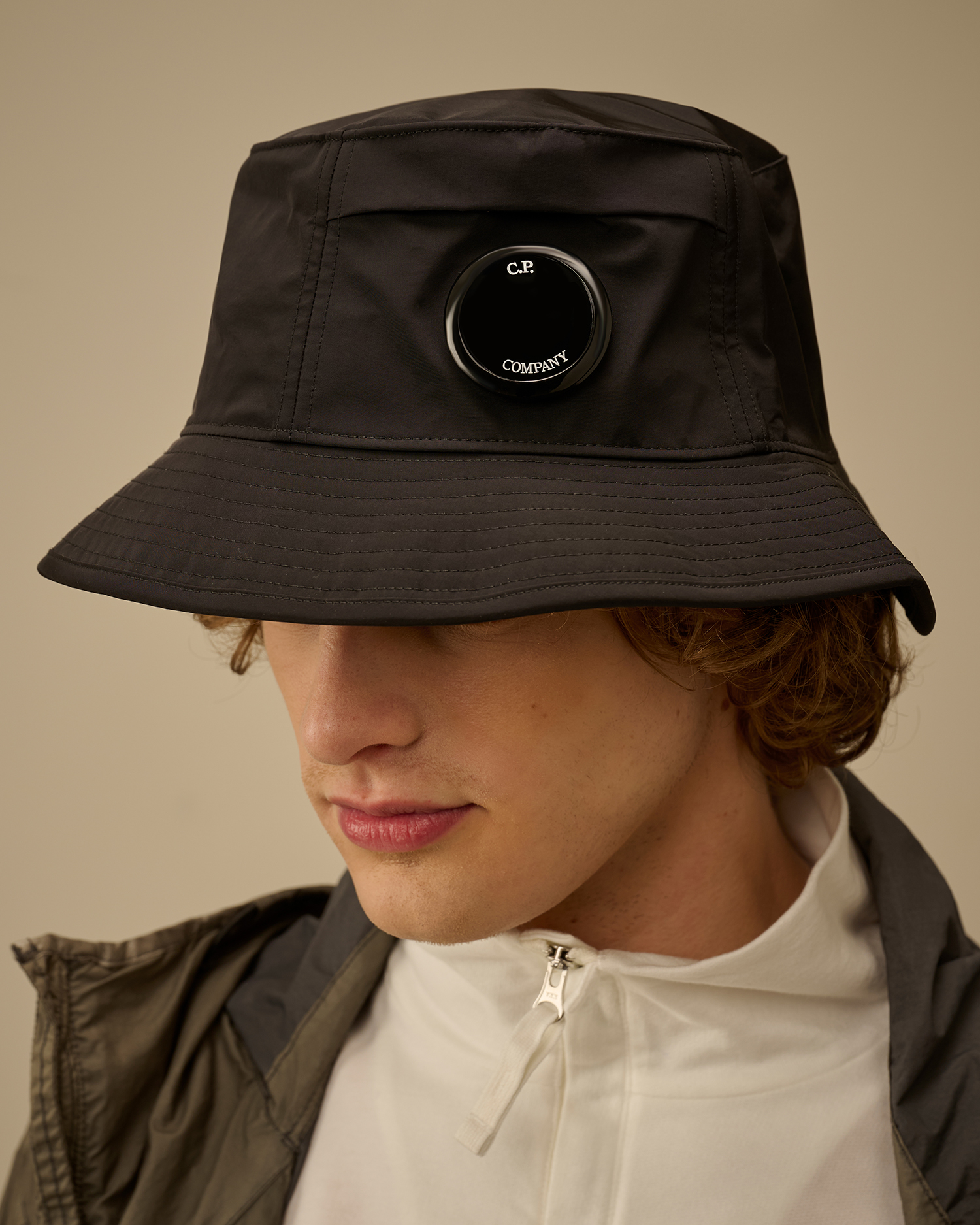 Black Chrome-R Lens Bucket Hat | CPC USCA Online Store