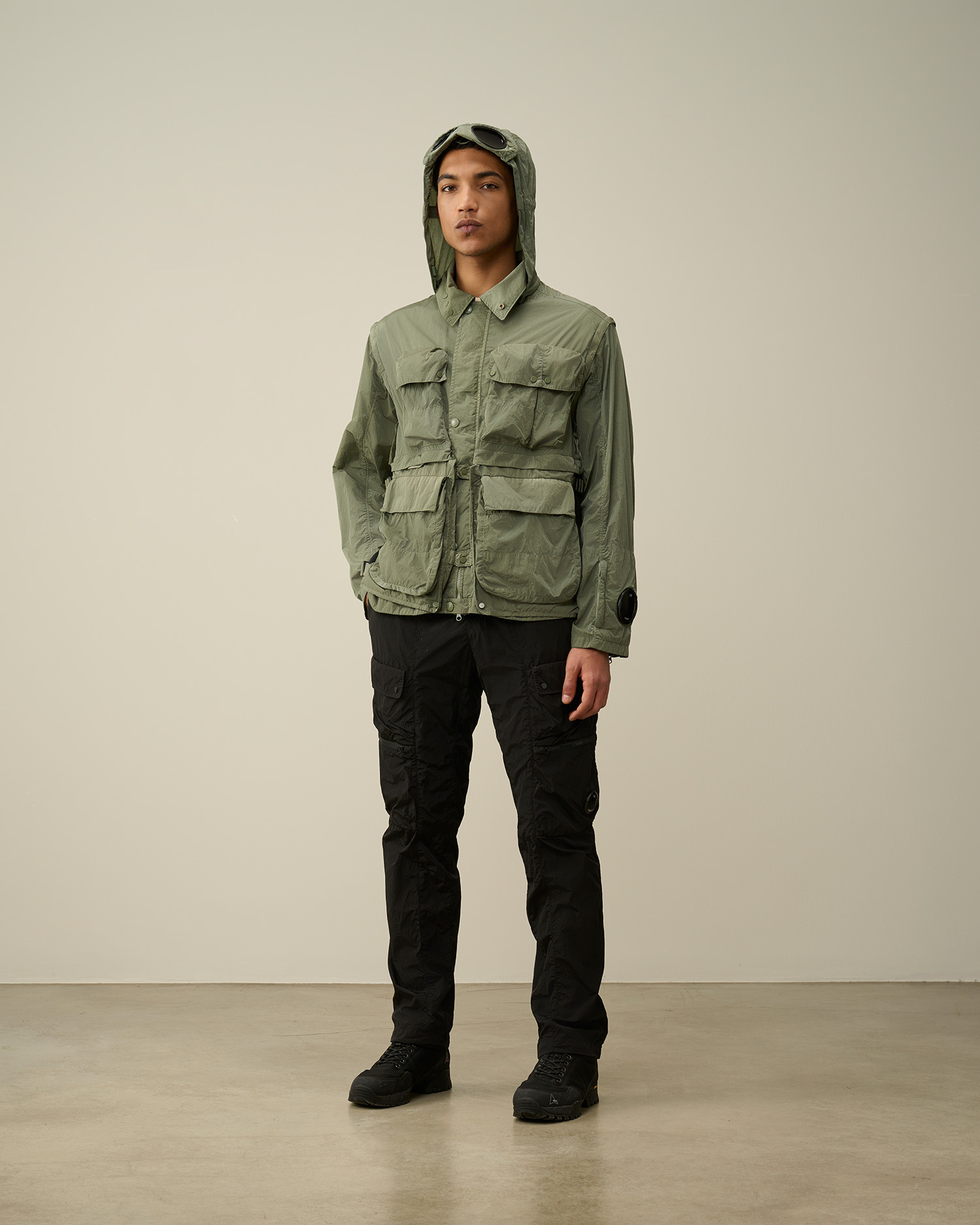 PRADA ショートパンツ