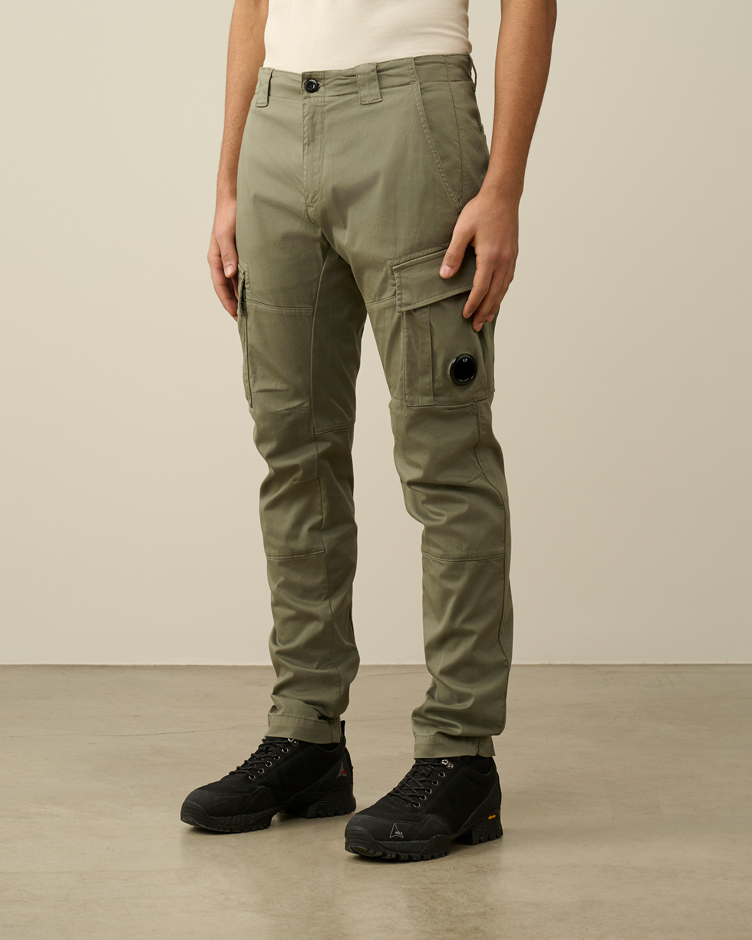 Stretch Sateen Ergonomic Lens Cargo Pants | CPC DEAT Online Store