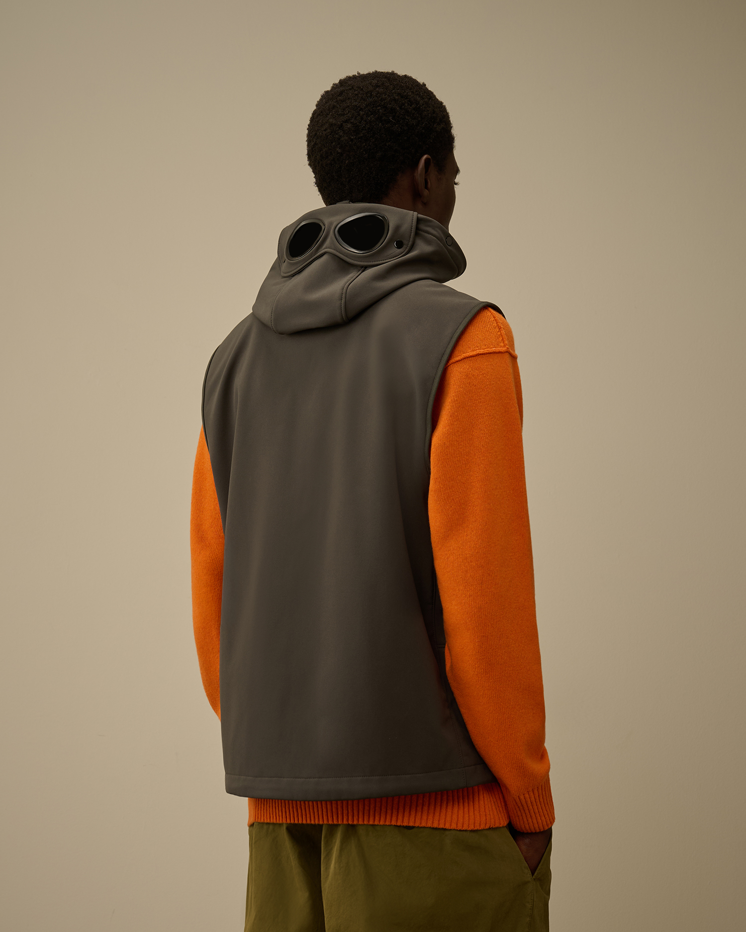 Shell-R Goggle Gilet CPC ROW Online Store