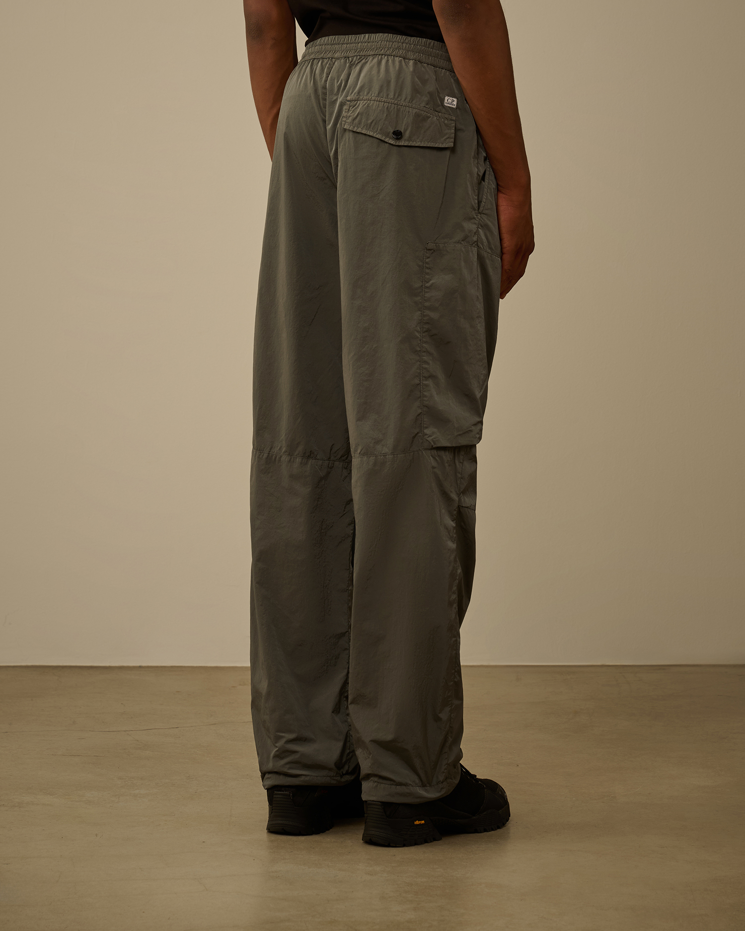 Grey Chrome-R Lens Cargo Pants | CPC JP Online Store