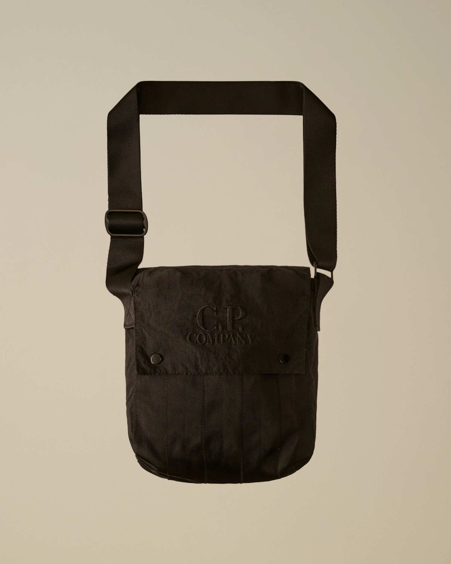 C.P. Company ブラック ショルダーバッグ Black Plain Paper Touch Mixed Shoulder Bag | CPC DEAT Online Store