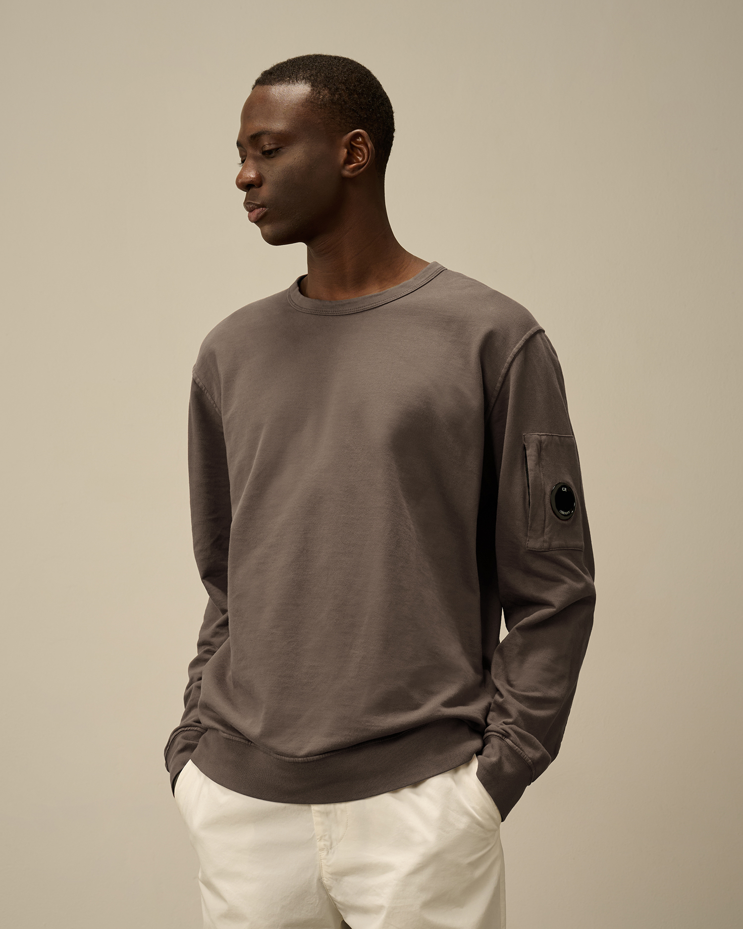 Grey Light Fleece Crewneck Lens Sweatshirt | CPC JP Online Store