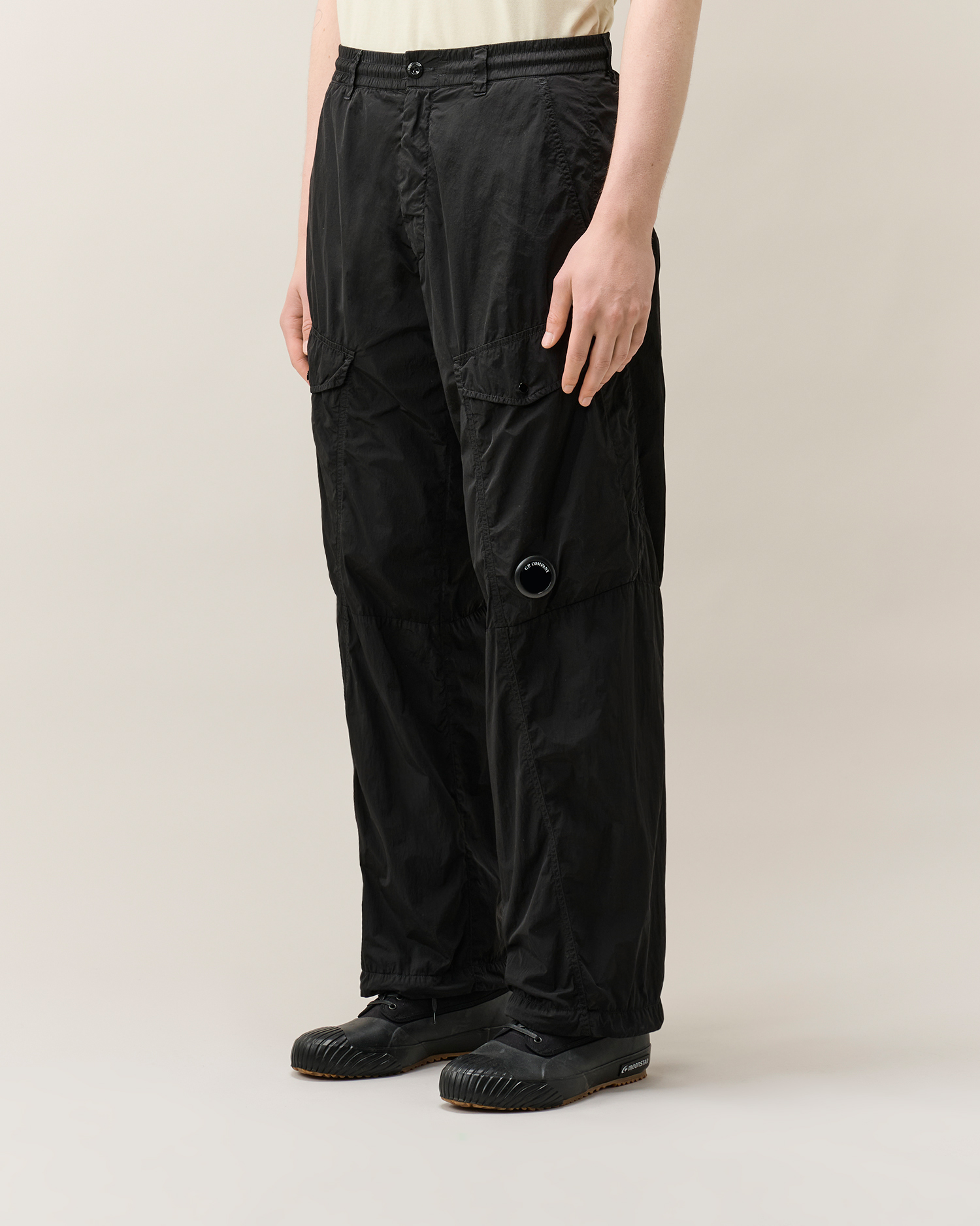 Black Chrome-R No Side Seams Lens Cargo Pants | CPC JP Online Store