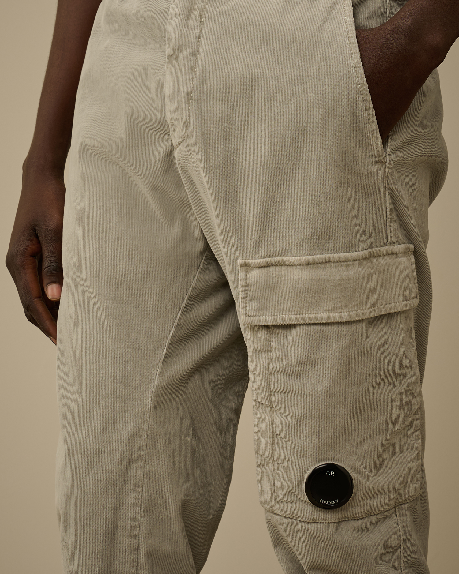 Corduroy Lens Cargo Pants | CPC USCA Online Store