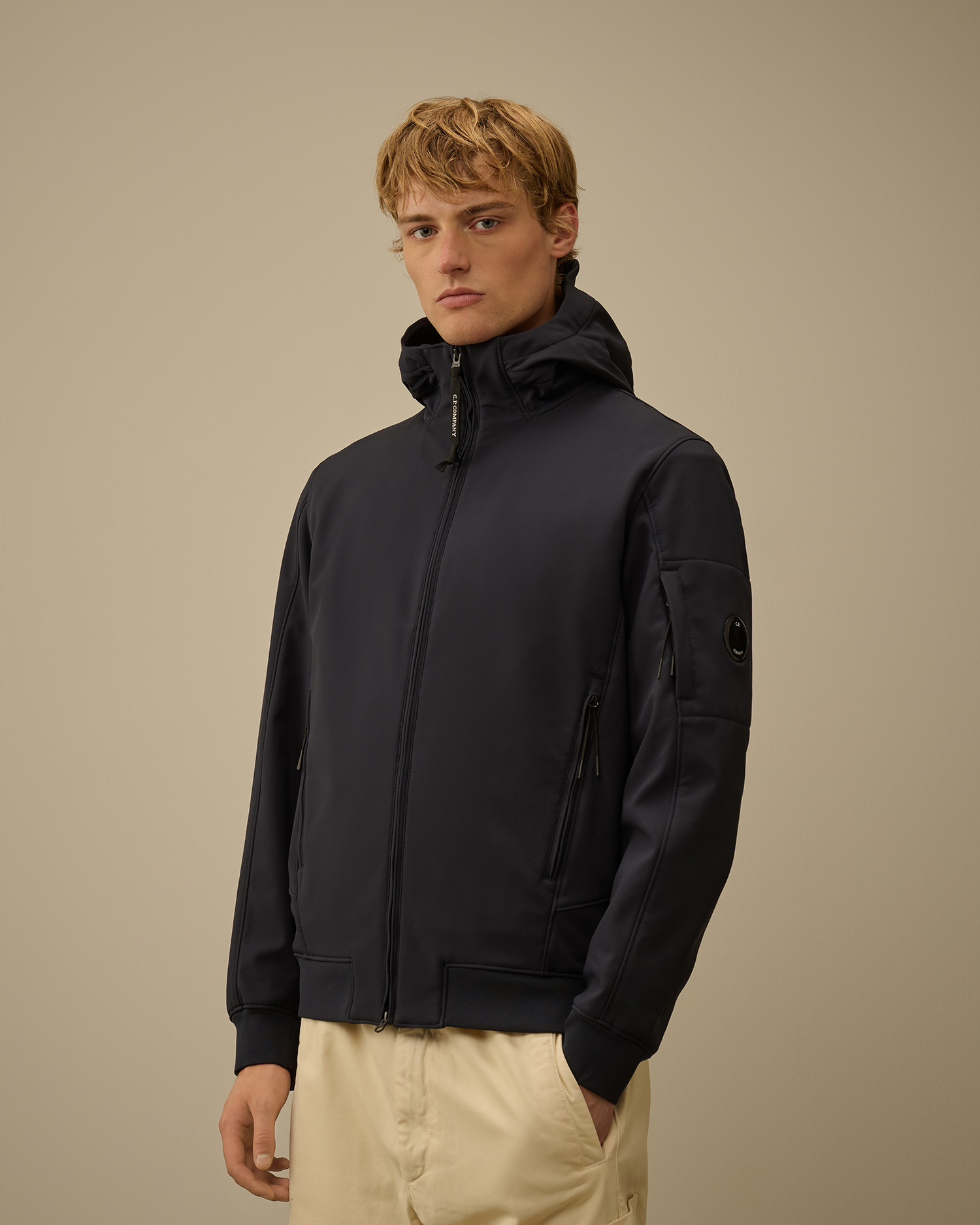 C.P. Shell-R Hooded Jacket | CPC USCA Online Store