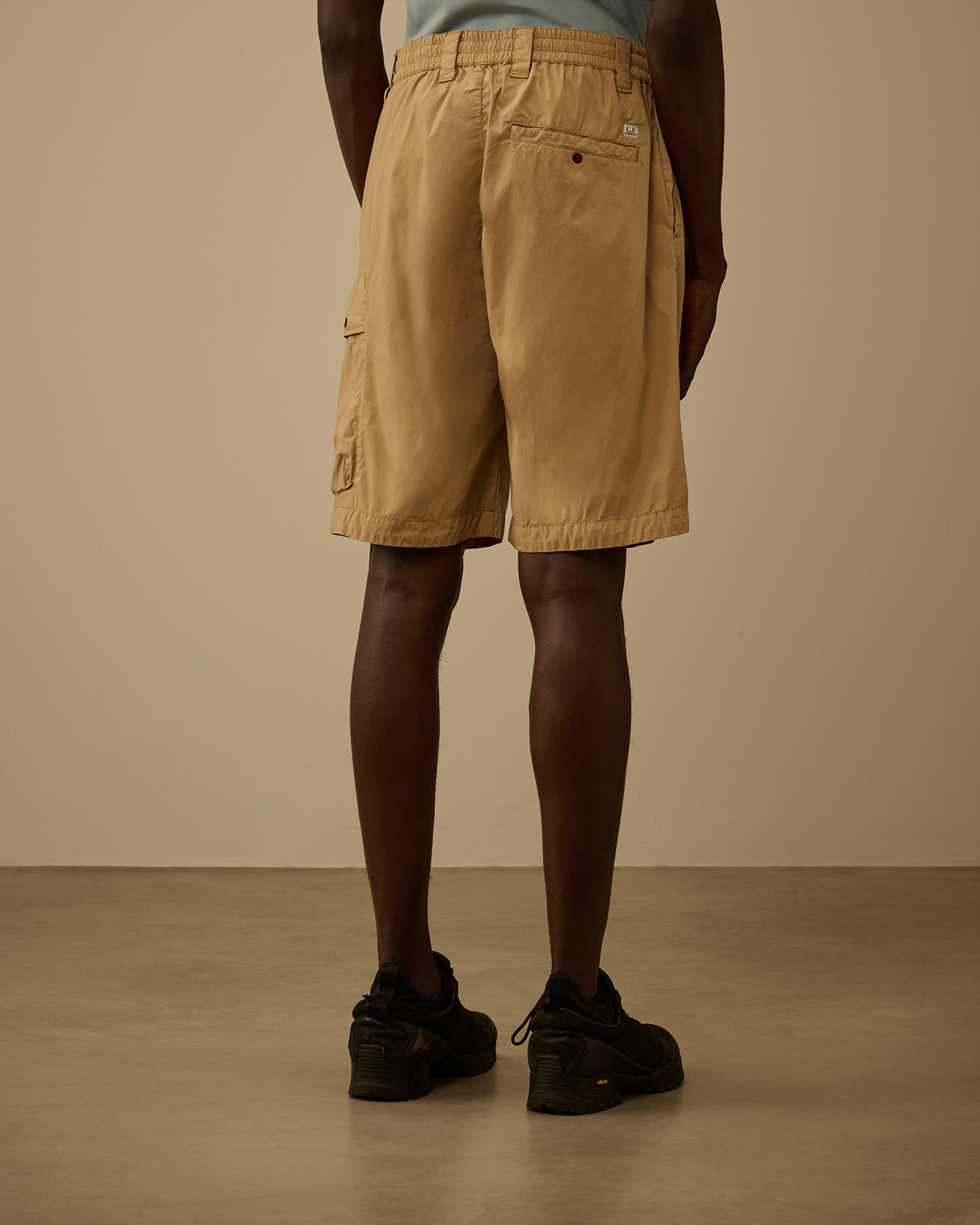 Beige 50 Fili Stretch Loose Lens Cargo Shorts | CPC BNL Online Store