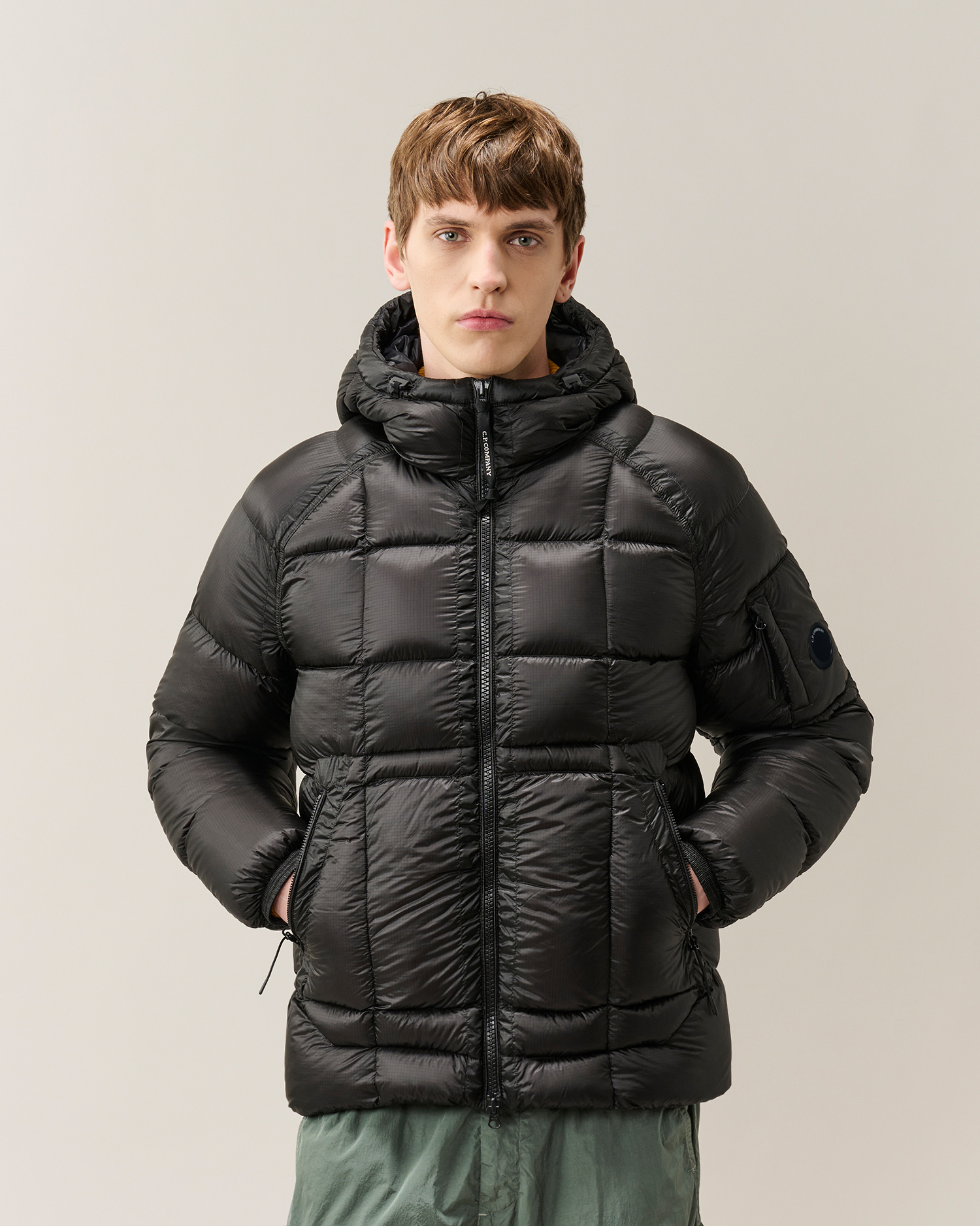 ジャケット・アウター C.P. COMPANY SHELL HOODED DOWN JACKET Black D.D. Shell Hooded Down Jacket | CPC USCA Online Store