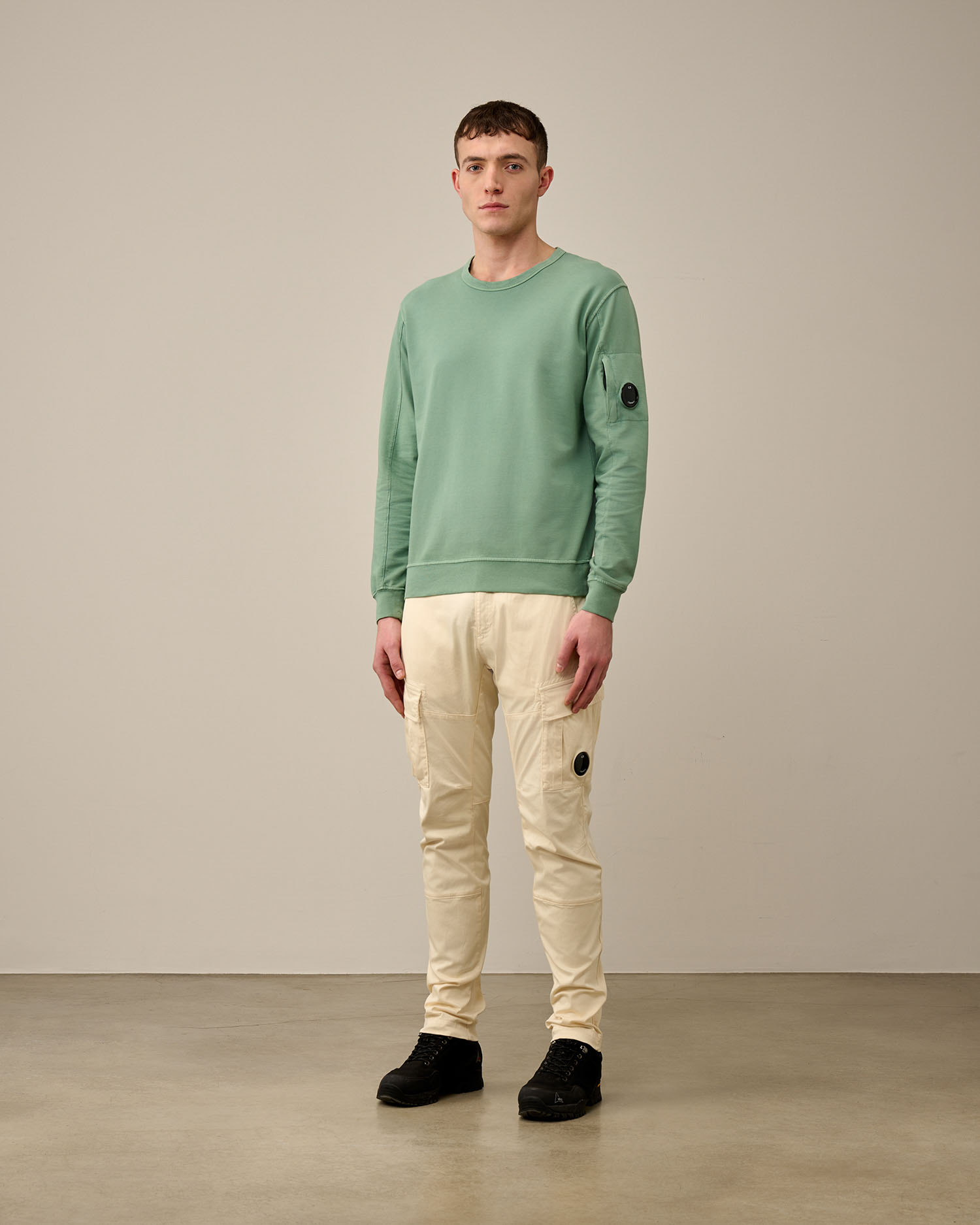 Stretch Sateen Ergonomic Lens Cargo Pants | CPC DEAT Online Store 