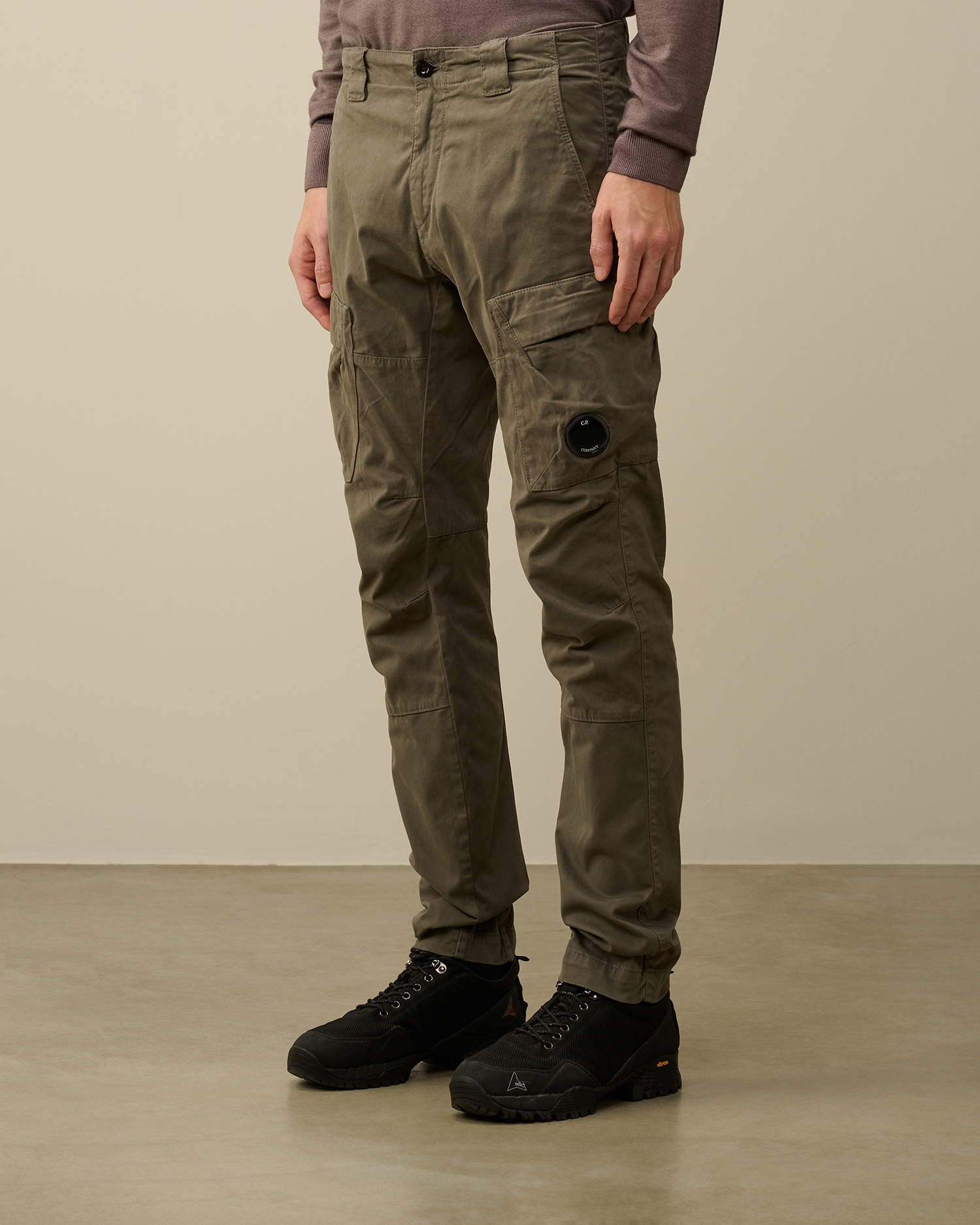 Stretch Sateen Ergonomic Lens Cargo Pants | CPC JP Online Store