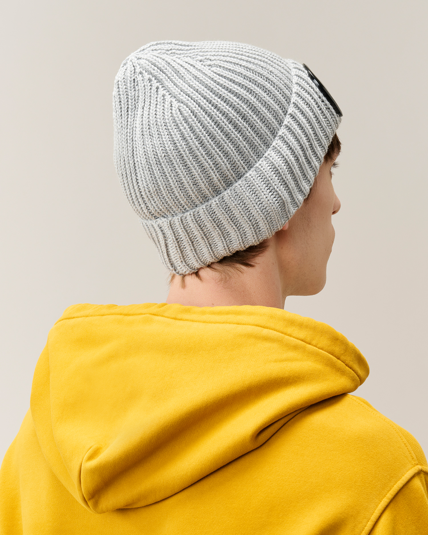 新品 C.P. COMPANY Extrafine メリノウール ニット帽 Grey Extrafine Merino Wool Goggle Beanie | CPC JP Online Store