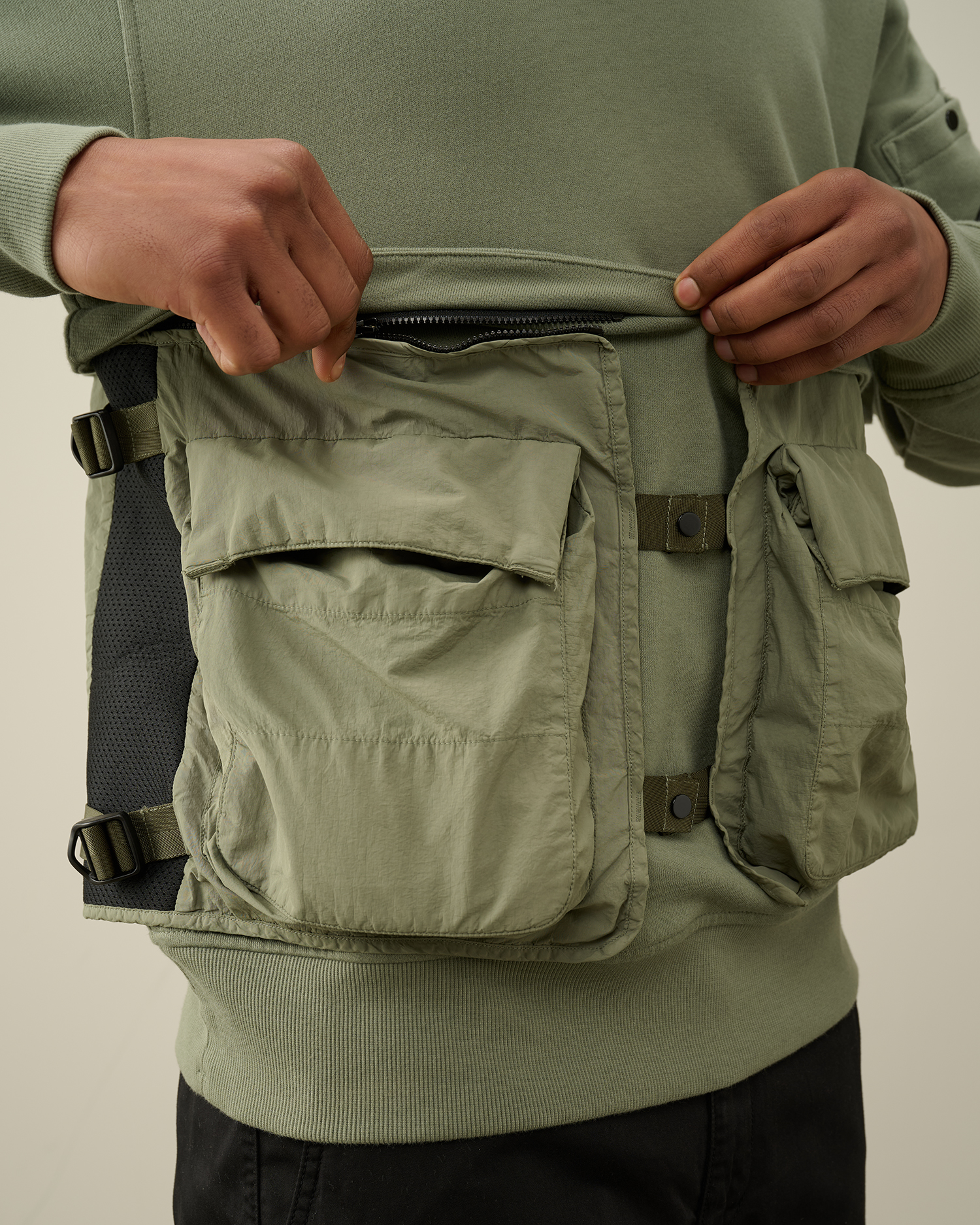 Diagonal Raised Fleece Mixed Detachable Sweatshirt | CPC ROW  