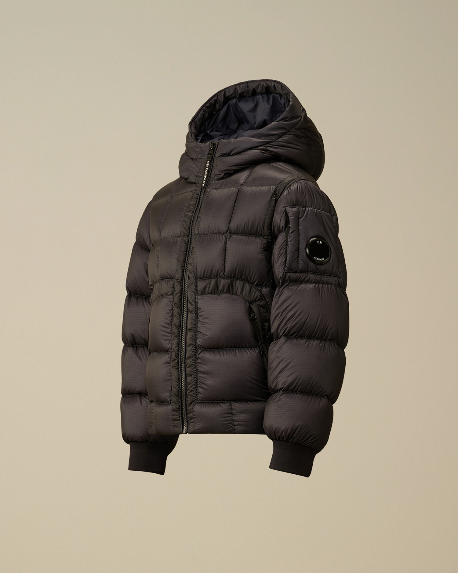 U16 D.D. Shell Ripstop Hooded Down Jacket | CPC ROW Online Store