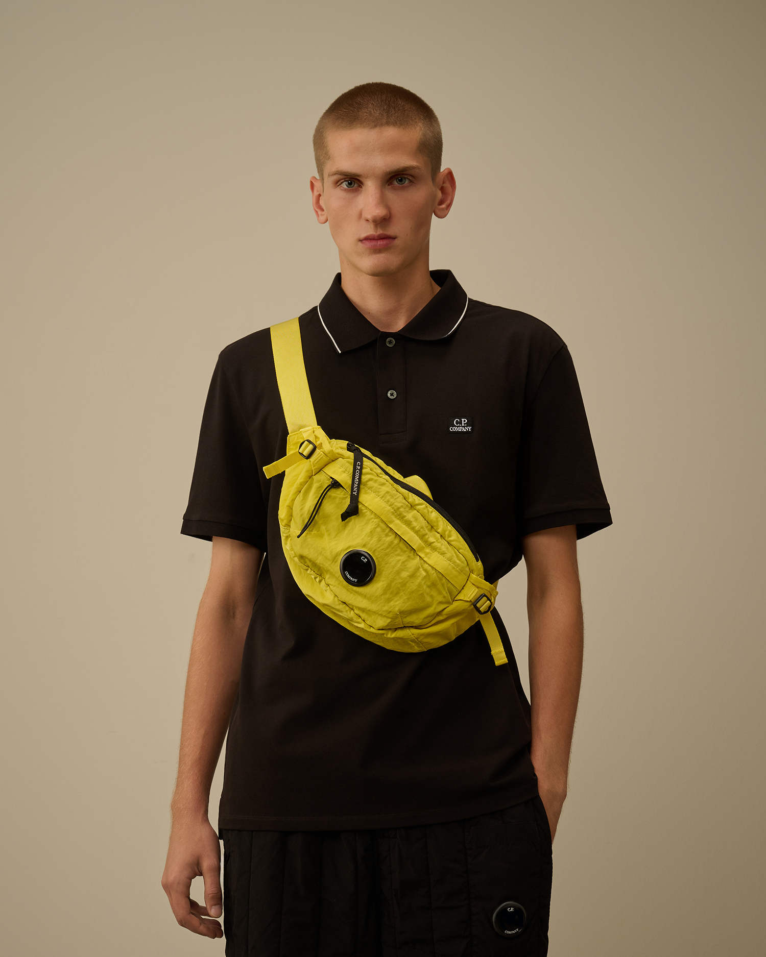 C.P. Company レンズディテール ショルダーバッグ Nylon B Lens