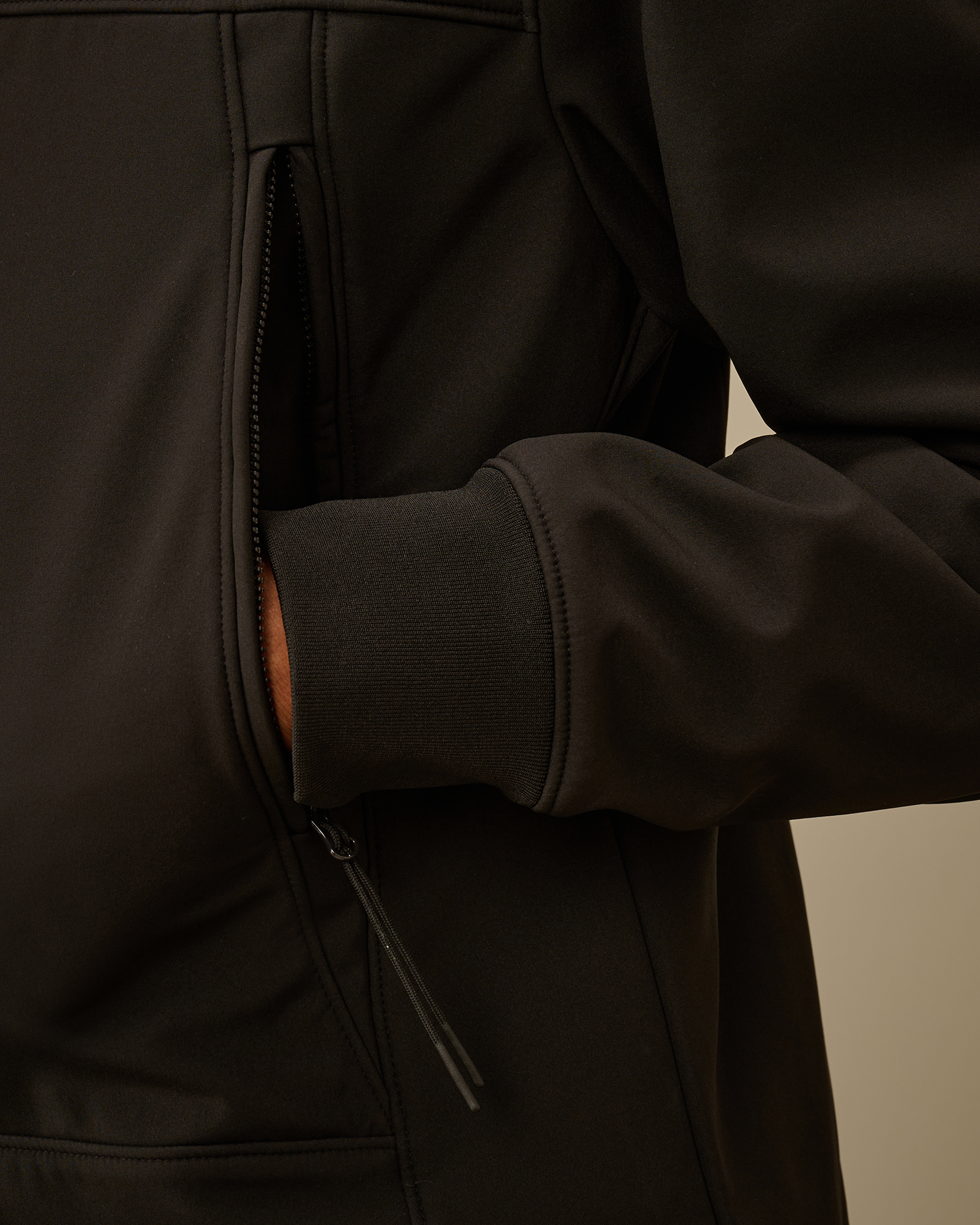 Black C.P. Shell-R Goggle Jacket | CPC USCA Online Store