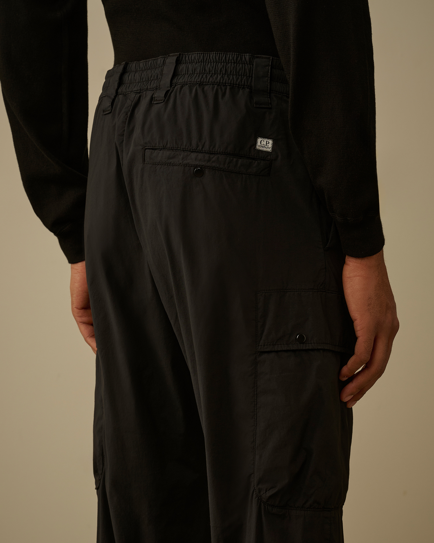 Black 50 Fili Stretch Elasticated Lens Cargo Pants | CPC JP Online