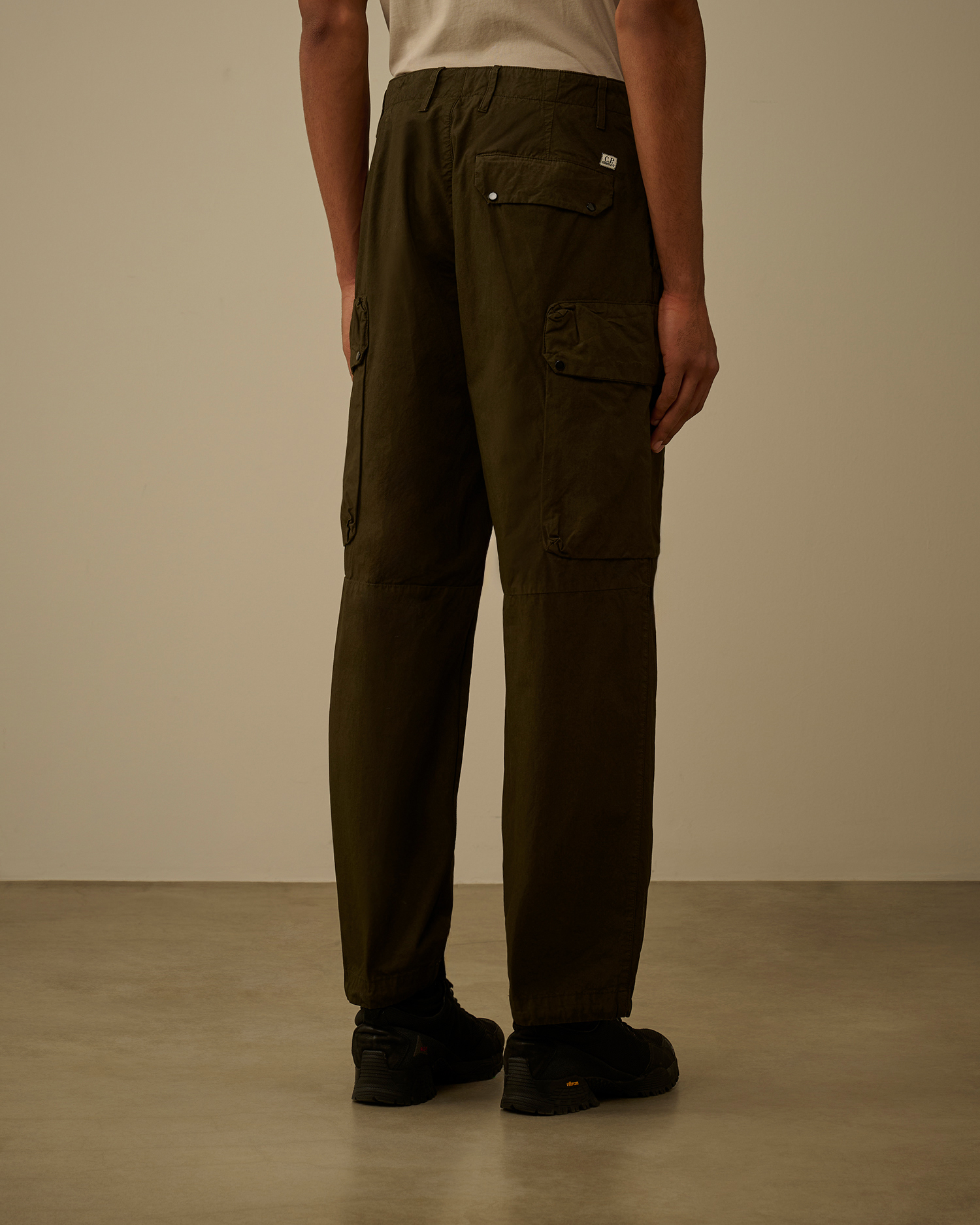 MICROREPS BOXY CARGO LENS PANTS カーキ　48 Green Micro-Reps Boxy Cargo Lens Pants | CPC SCA Online Store