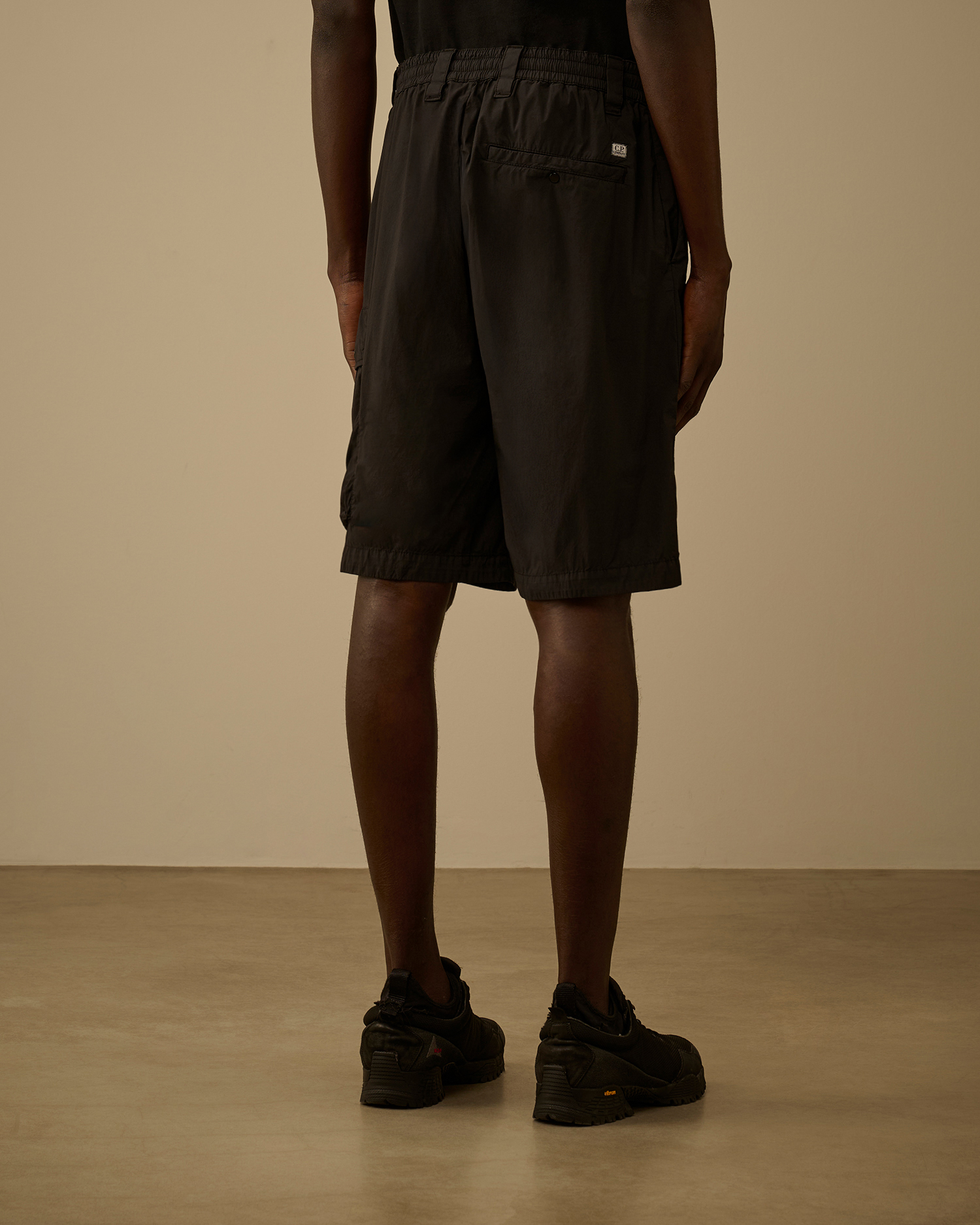 Black 50 Fili Stretch Loose Lens Cargo Shorts | CPC USCA Online Store