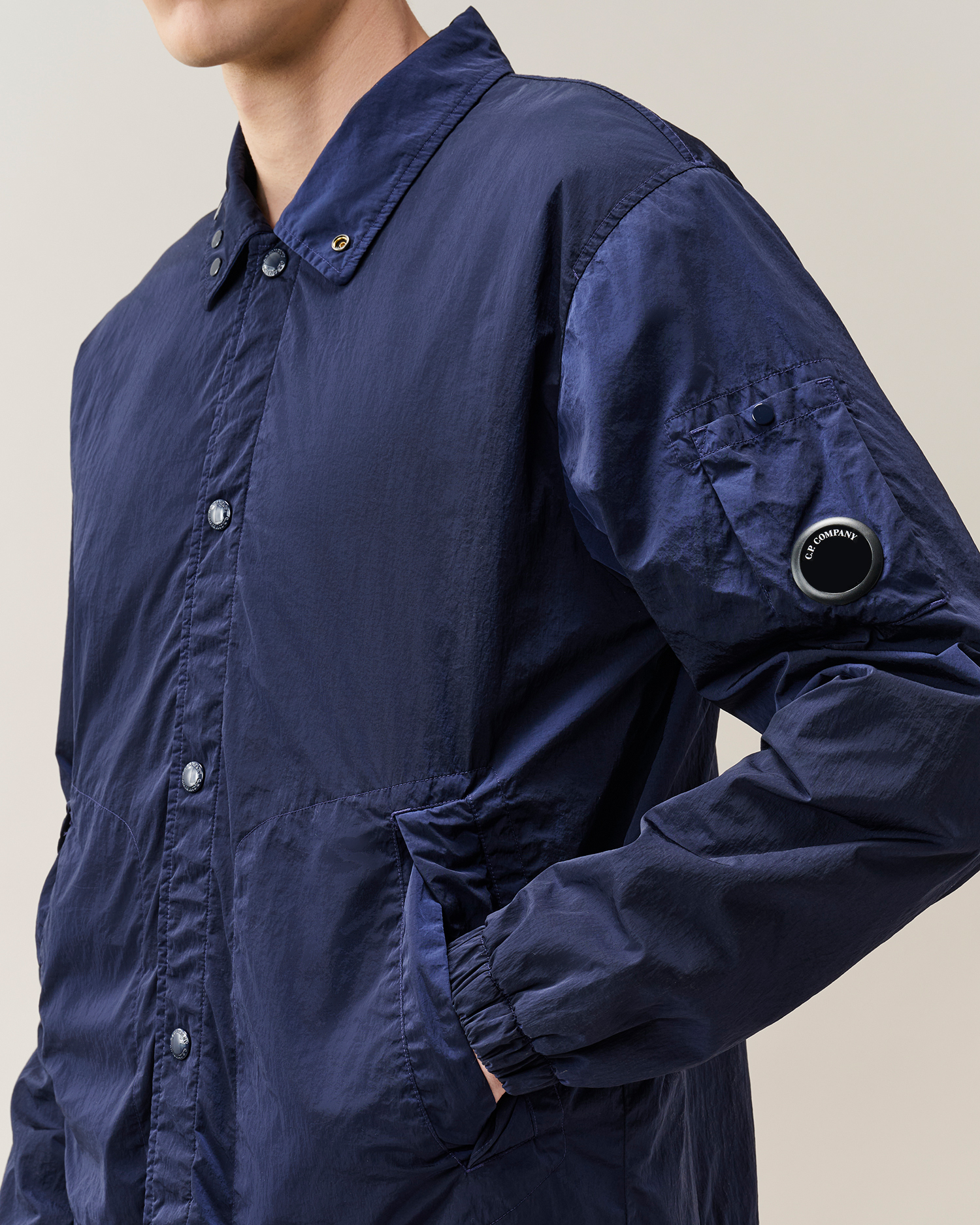 C.P. COMPANY CHROME-R ネイビー 21CMOW044A110535G880.4.H1.jpg