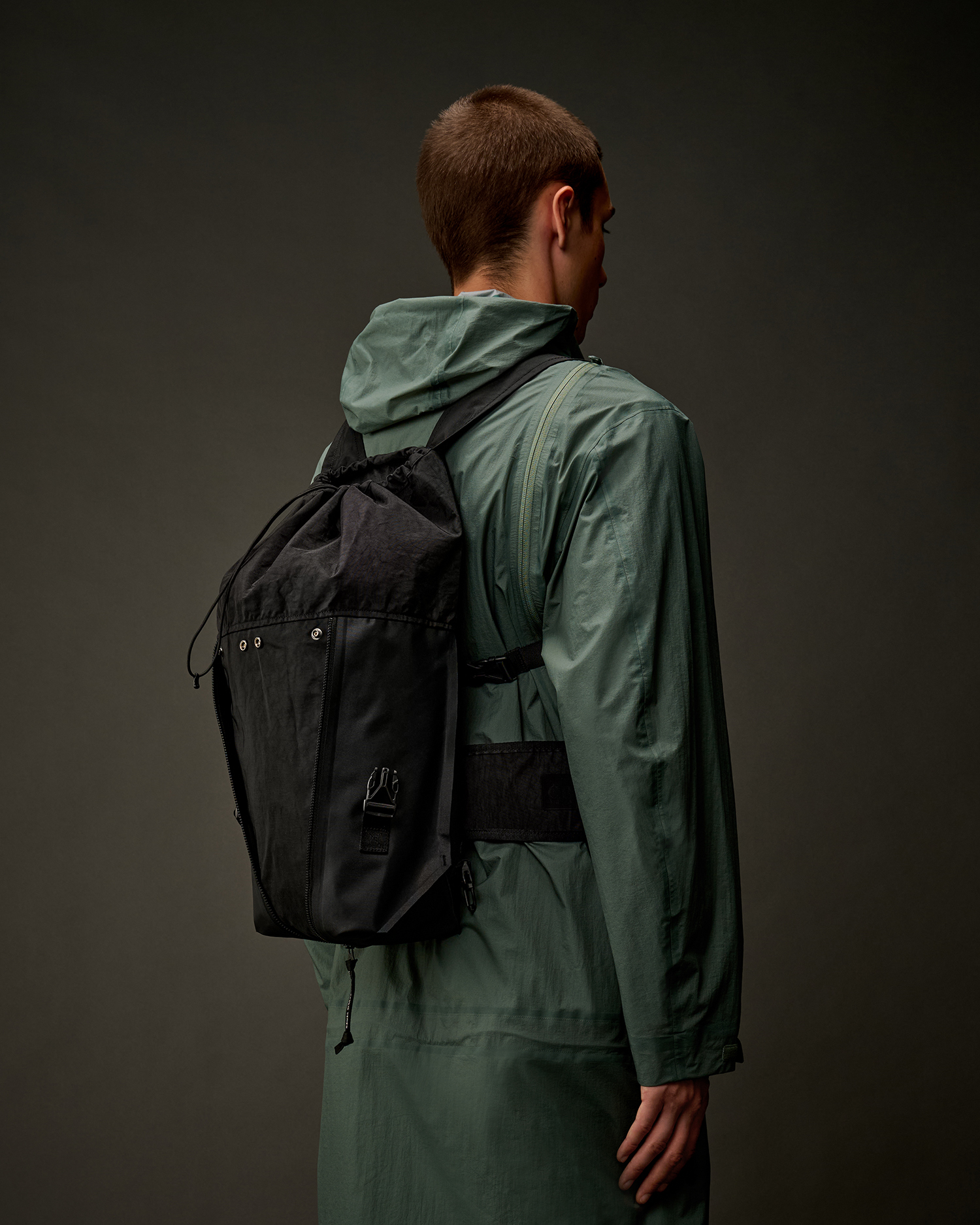 Metropolis Series Rubber Reps Mixed Transformable Bag | C.P.