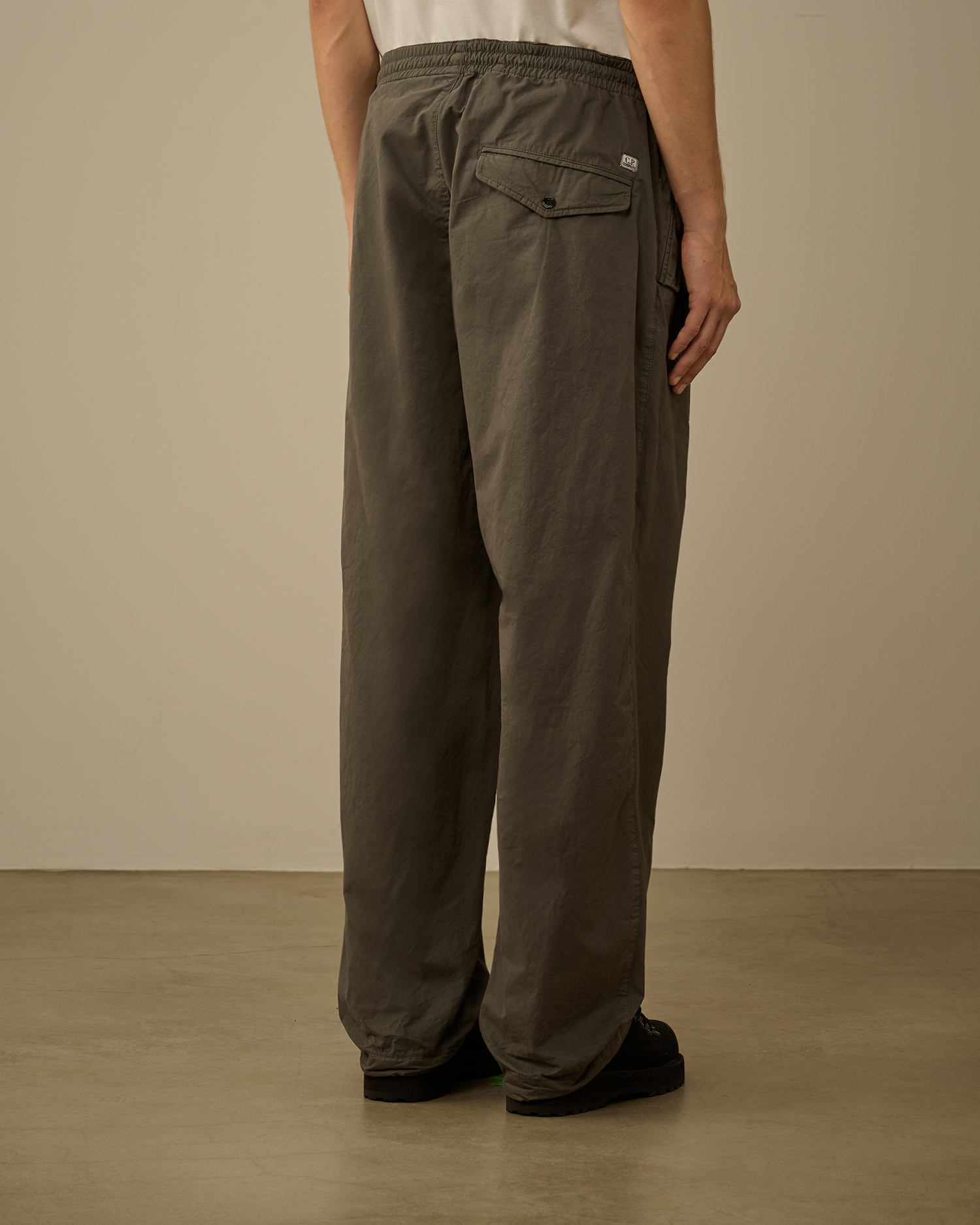 パンツ C.P. Company MICROREPS LOOSE CARGO PANTS C.P. Company