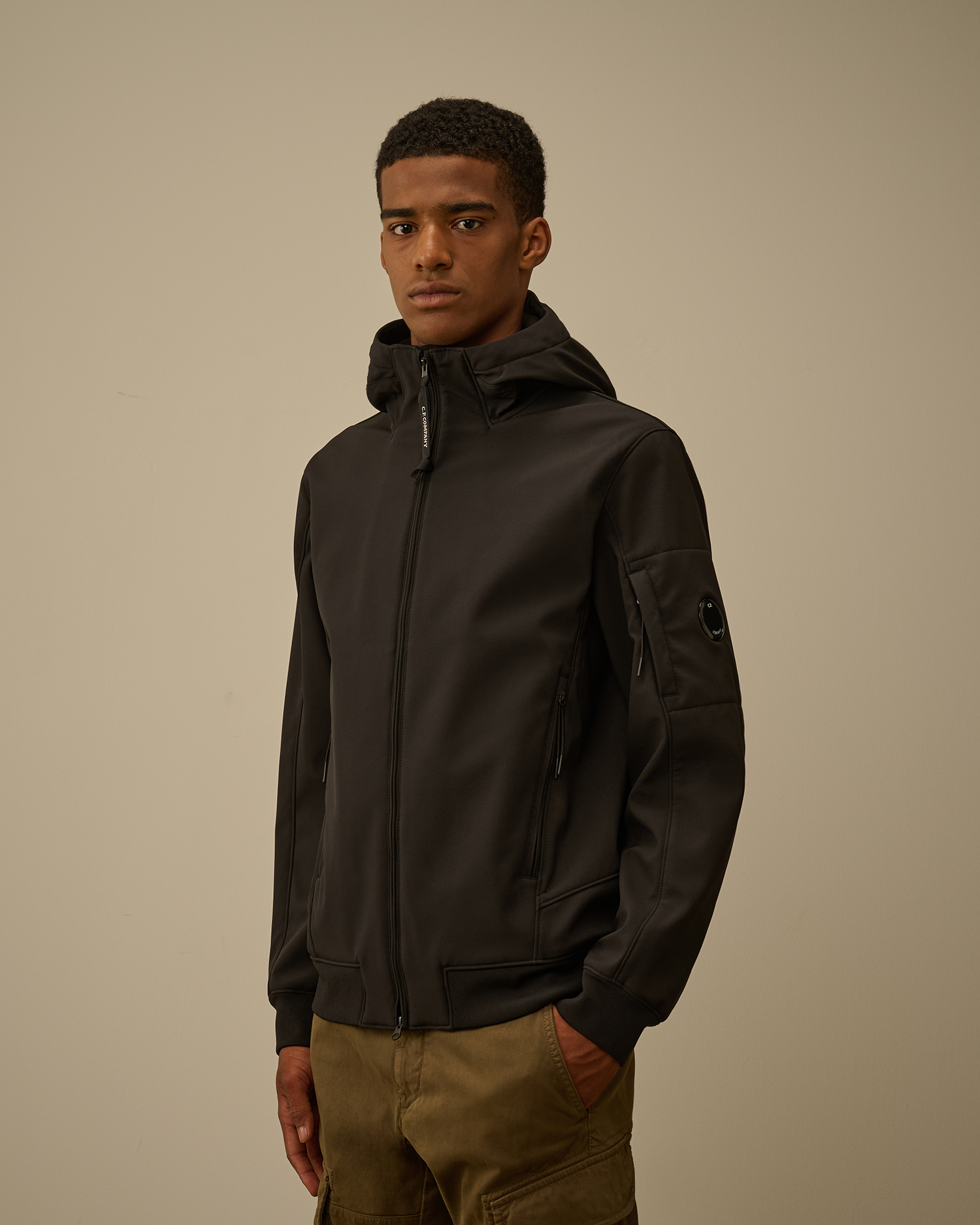 C.P. Shell-R Hooded Jacket | CPC USCA Online Store