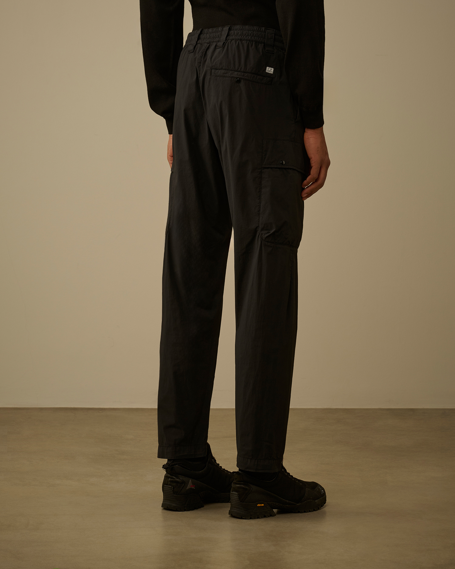Black 50 Fili Stretch Elasticated Lens Cargo Pants | CPC JP Online